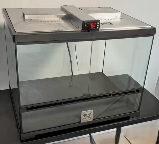 Breeders Series 24x18x18"  Puppywarmer Incubator